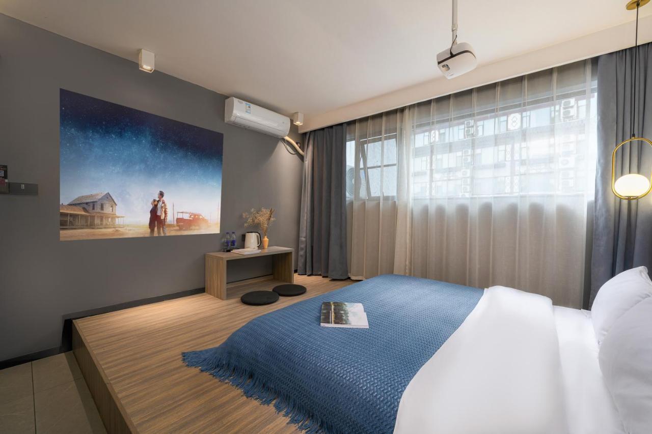Yangshuo Emoji Youth Hostel Exterior photo